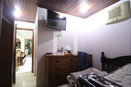 Suíte 1 de casa para alugar com 3 quartos, 175m² em Vila Antonieta, São Paulo