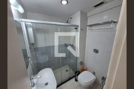 Banheiro de apartamento à venda com 1 quarto, 43m² em Jardim Paulista, São Paulo