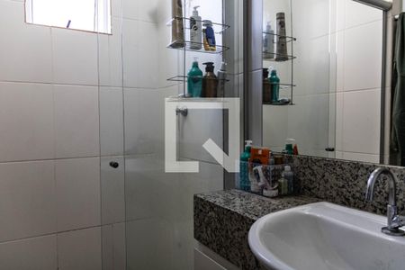 Banheiro da Suíte de apartamento para alugar com 3 quartos, 180m² em Buritis, Belo Horizonte