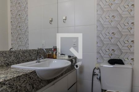 Banheiro da Suíte de apartamento para alugar com 3 quartos, 180m² em Buritis, Belo Horizonte