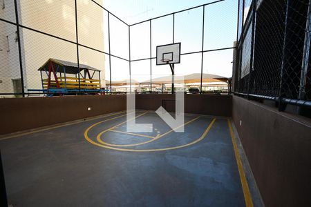 Apartamento à venda com 2 quartos, 54m² em Parque Oeste Industrial, Goiânia