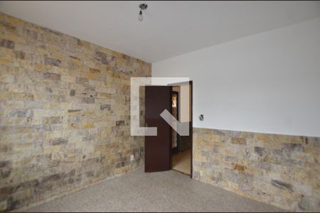 Quarto 2 de casa para alugar com 2 quartos, 100m² em Osvaldo Cruz, Rio de Janeiro