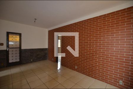 Sala de casa para alugar com 2 quartos, 100m² em Osvaldo Cruz, Rio de Janeiro