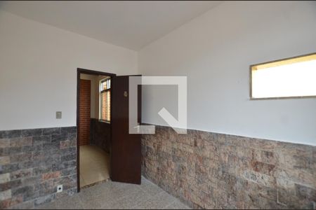 Quarto 1 de casa para alugar com 2 quartos, 100m² em Osvaldo Cruz, Rio de Janeiro