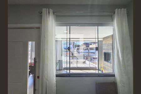 Vista da Sala de casa para alugar com 3 quartos, 90m² em Curicica, Rio de Janeiro