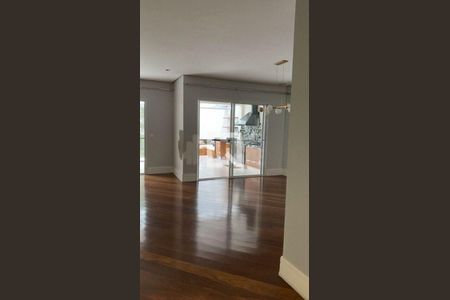 Casa à venda com 3 quartos, 338m² em Chácara Monte Alegre, São Paulo
