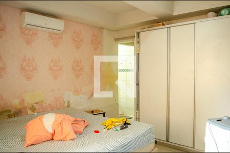Suíte 2 de casa à venda com 8 quartos, 300m² em Setor Sul, Goiânia