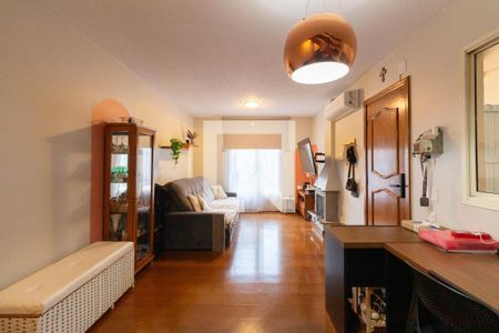 Sala de casa de condomínio à venda com 3 quartos, 142m² em Jardim Rosa Maria, São Paulo