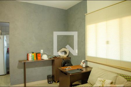 Sala de casa à venda com 2 quartos, 360m² em Setor Perim, Goiânia