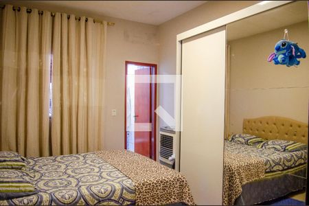 Suíte de casa à venda com 2 quartos, 360m² em Setor Perim, Goiânia