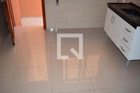 Cozinha de apartamento para alugar com 1 quarto, 30m² em Penha de França, São Paulo