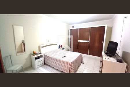 Casa à venda com 3 quartos, 302m² em Santa Maria, São Caetano do Sul