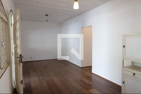 Casa para alugar com 3 quartos, 300m² em Jardim Marajoara, São Paulo