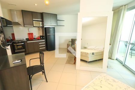 Studio de kitnet/studio para alugar com 1 quarto, 45m² em Caminho das Árvores, Salvador