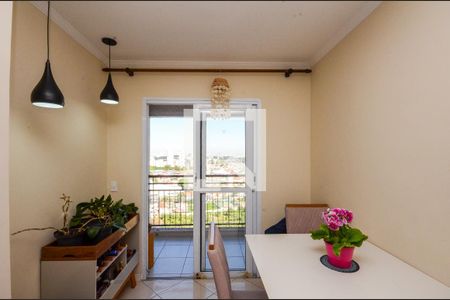 Sala de apartamento à venda com 2 quartos, 52m² em Parque Maria Domitila, São Paulo