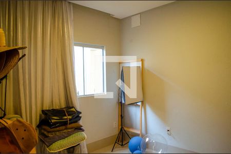 Quarto 1 de casa à venda com 4 quartos, 208m² em Residencial Morumbi, Goiânia