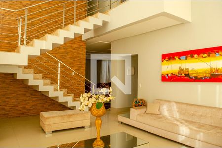 Sala de casa à venda com 4 quartos, 208m² em Residencial Morumbi, Goiânia