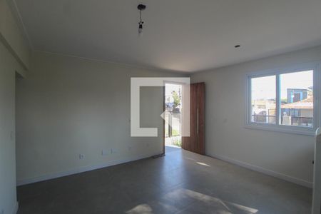 Casa para alugar com 3 quartos, 70m² em Guarujá, Porto Alegre
