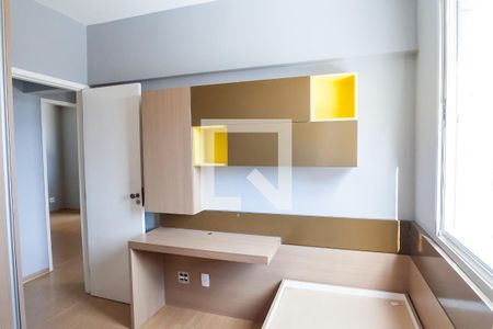 quarto 1 de apartamento para alugar com 3 quartos, 100m² em Buritis, Belo Horizonte