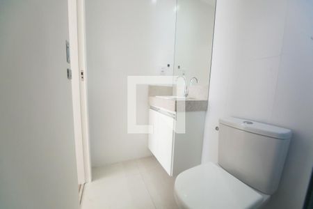 Banheiro suite 1 de apartamento para alugar com 2 quartos, 62m² em Sion, Belo Horizonte