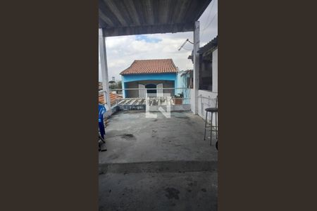 AREA EXTERNA de casa à venda com 3 quartos, 150m² em Pestana, Osasco