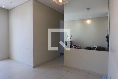Sala de apartamento para alugar com 2 quartos, 57m² em Vila Antonieta, São Paulo