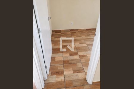 Quarto de apartamento para alugar com 2 quartos, 39m² em Jardim Vaz de Lima, São Paulo