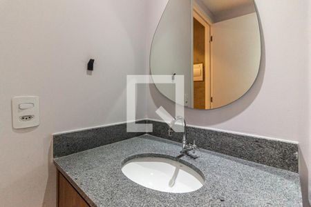 Banheiro de kitnet/studio para alugar com 1 quarto, 24m² em Campos Elíseos, São Paulo