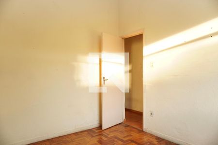 Quarto 2 de casa para alugar com 3 quartos, 50m² em Alto Caiçaras, Belo Horizonte