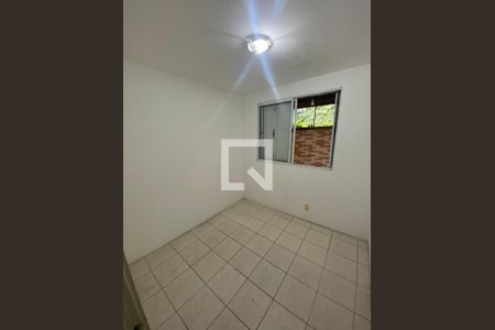 Quarto de casa de condomínio para alugar com 3 quartos, 75m² em Jardim Itu, Porto Alegre