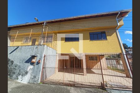 Portão de entrada da casa de casa para alugar com 4 quartos, 200m² em Valparaíso, Petrópolis