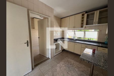 Cozinha de apartamento para alugar com 3 quartos, 103m² em Setor Bueno, Goiânia