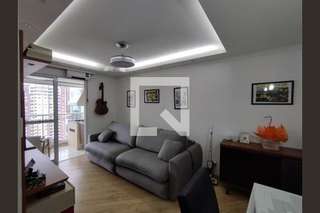 Sala  de apartamento à venda com 3 quartos, 69m² em Vila Gumercindo, São Paulo
