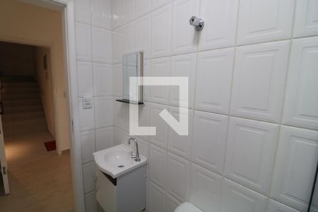 Banheiro de apartamento para alugar com 1 quarto, 38m² em Vila Prudente, São Paulo