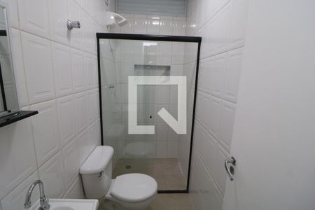 Banheiro de apartamento para alugar com 1 quarto, 38m² em Vila Prudente, São Paulo