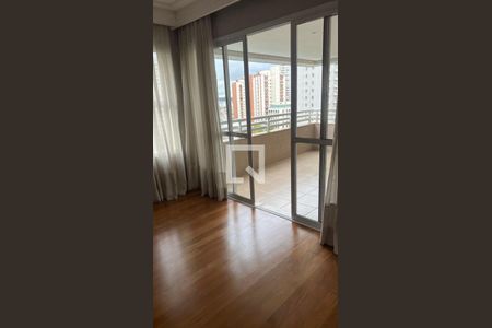 Foto 01 de apartamento para alugar com 3 quartos, 239m² em Vila Suzana, São Paulo