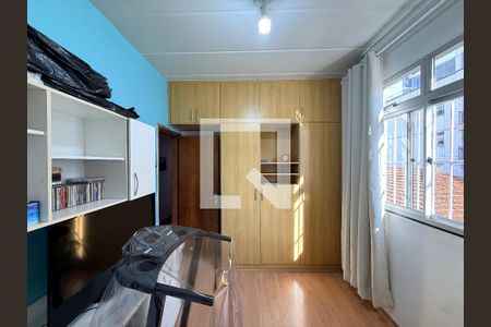 Quarto de apartamento para alugar com 3 quartos, 70m² em Padre Eustáquio, Belo Horizonte