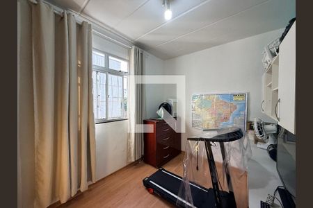 Quarto de apartamento para alugar com 3 quartos, 70m² em Padre Eustáquio, Belo Horizonte
