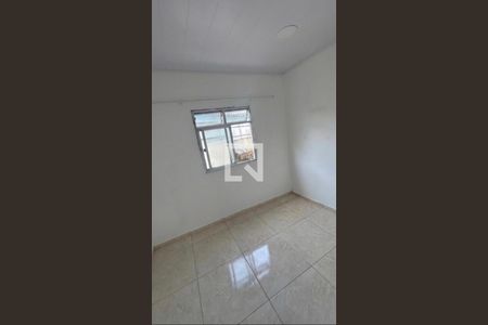 Quarto de casa para alugar com 3 quartos, 70m² em Centro, Nilópolis
