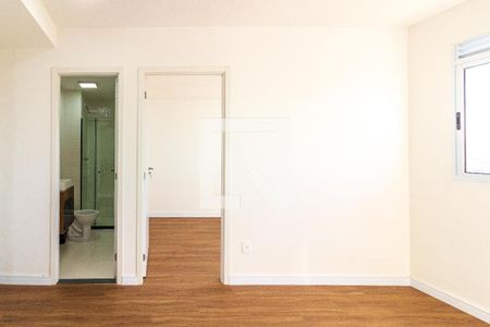 Sala de apartamento para alugar com 2 quartos, 34m² em Veleiros, São Paulo