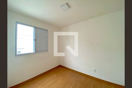 Quarto 2 de apartamento para alugar com 2 quartos, 38m² em Jardim Rosa de Franca, Guarulhos
