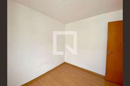 Quarto 2 de apartamento para alugar com 2 quartos, 38m² em Jardim Rosa de Franca, Guarulhos