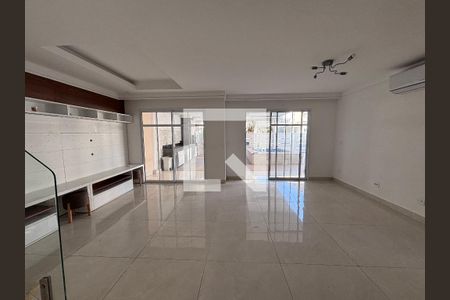 Sala de casa de condomínio à venda com 3 quartos, 213m² em Recreio dos Bandeirantes, Rio de Janeiro