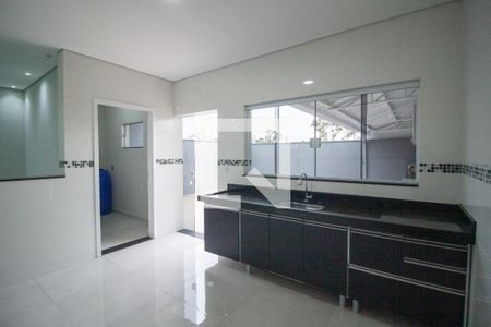 Cozinha  de casa de condomínio para alugar com 3 quartos, 190m² em Parque São Bento, Sorocaba