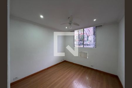 Quarto 2  de apartamento para alugar com 2 quartos, 55m² em Freguesia (jacarepaguá), Rio de Janeiro
