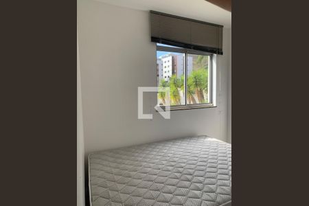 Quarto de apartamento para alugar com 2 quartos, 54m² em Buritis, Belo Horizonte