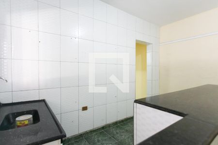 Cozinha  de casa para alugar com 1 quarto, 35m² em Vila Verde, São Paulo