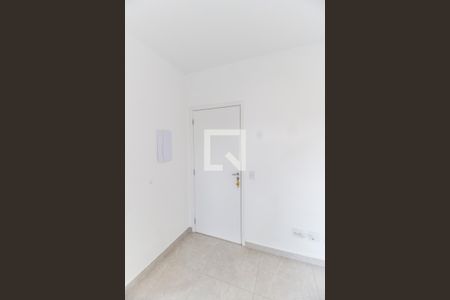 Entrada de apartamento para alugar com 2 quartos, 52m² em Jardim Maria Helena, Barueri