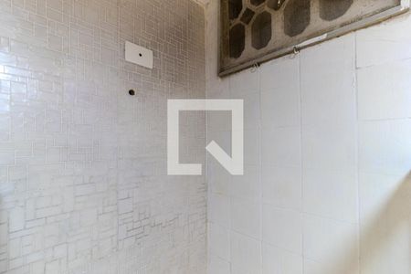 Banheiro de kitnet/studio à venda com 1 quarto, 28m² em Vila Buarque, São Paulo