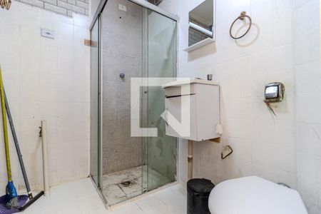 Banheiro de kitnet/studio à venda com 1 quarto, 28m² em Vila Buarque, São Paulo